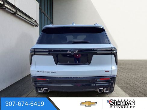Used 2026 Chevrolet Traverse RS AWD/4WD image 4