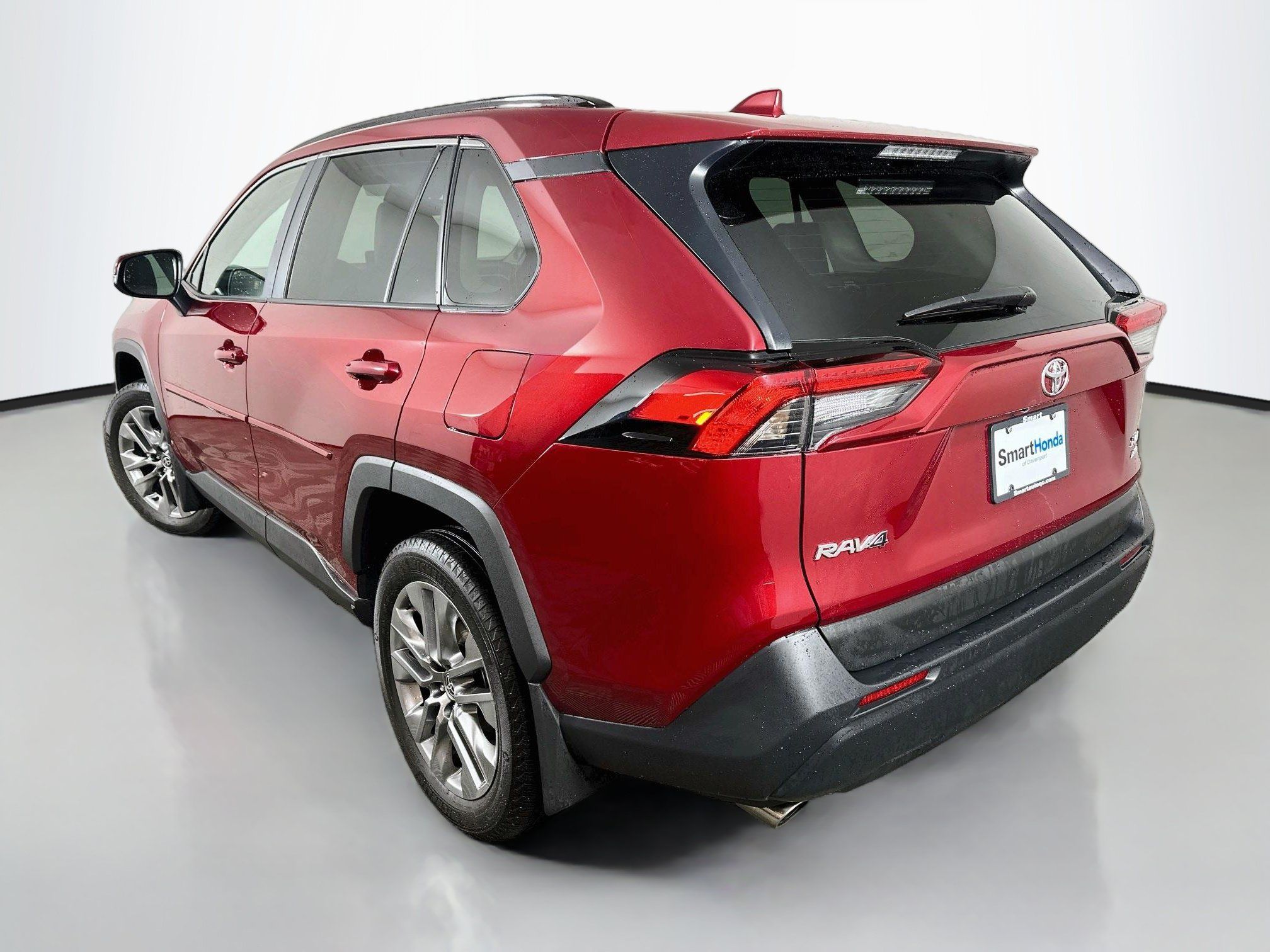 Used 2024 Toyota RAV4 XLE Premium w/ Weather Package AWD/4WD image 5