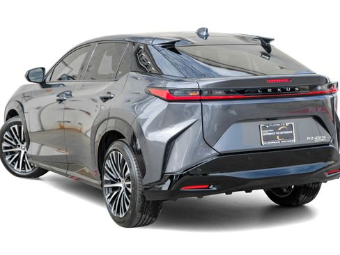 Used 2023 Lexus RZ 450e Premium image 10