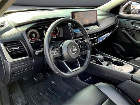 Certified 2024 Nissan Rogue SL image 17