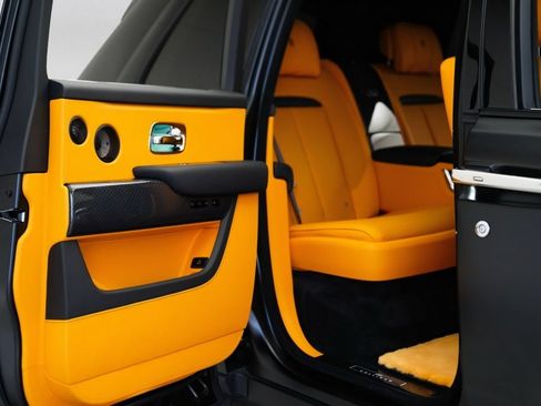 Certified 2024 Rolls-Royce Cullinan Black Badge w/ Driver's Package AWD/4WD image 45