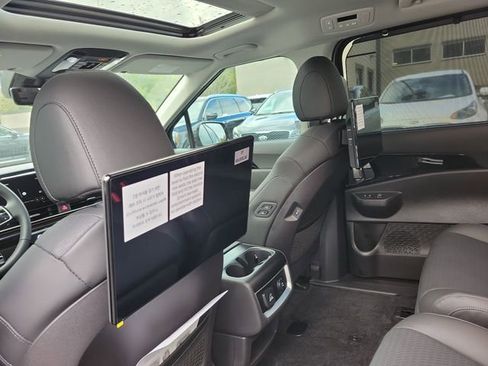New 2026 Kia Carnival SX Prestige FWD image 13