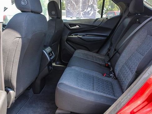 Used 2022 Chevrolet Equinox LT image 17