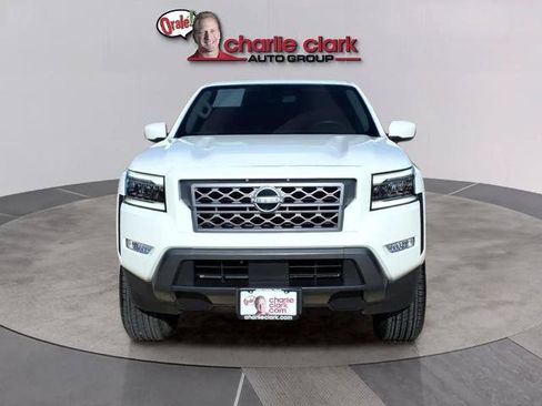 Certified 2024 Nissan Frontier SL RWD image 10
