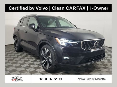 Used 2023 Volvo XC40 B5 Plus w/ Protection Package Premier AWD/4WD image 1