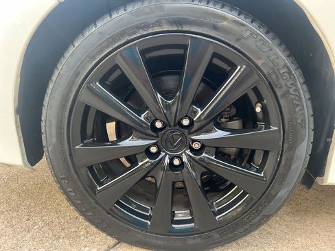 Used 2013 Lexus GS 450h RWD image 27