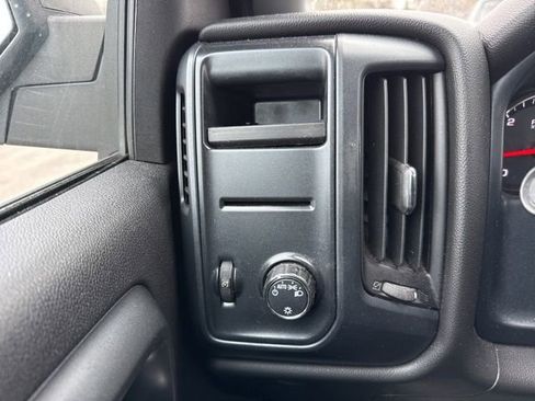 Used 2018 Chevrolet Silverado 1500 Custom w/ Rally 1 Edition image 21