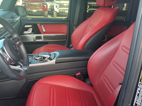 Used 2022 Mercedes-Benz G 550 image 8