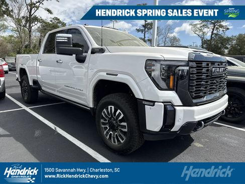 Used 2024 GMC Sierra 3500 Denali Ultimate image 1