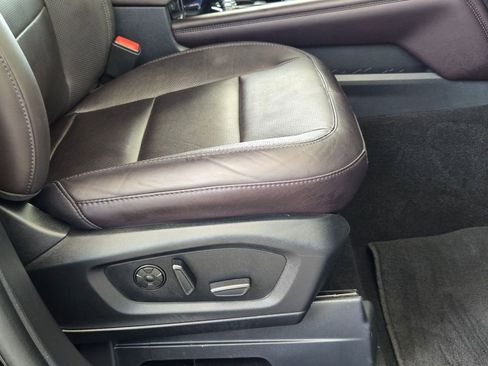 Used 2025 Ford Explorer Platinum w/ LUX Leather Package AWD/4WD image 29