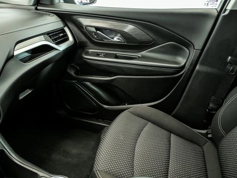 Used 2024 GMC Terrain SLE w/ Driver Convenience Package FWD image 25