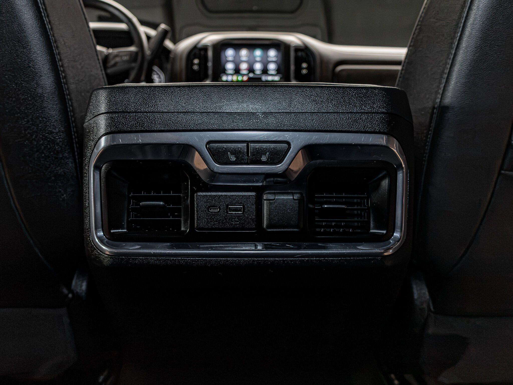 Used 2020 GMC Sierra 3500 AT4 w/ AT4 Premium Package AWD/4WD image 25