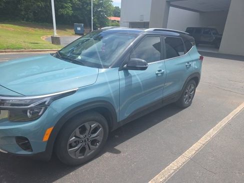 Used 2024 Kia Seltos S FWD image 4