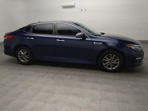 Used 2019 Kia Optima LX FWD image 11