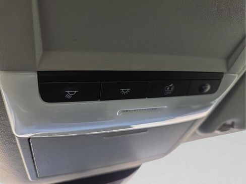 Used 2025 Nissan Sentra SV w/ All-Weather Package image 20