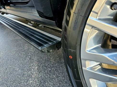 Used 2023 GMC Yukon XL Denali w/ Denali Reserve Package image 31