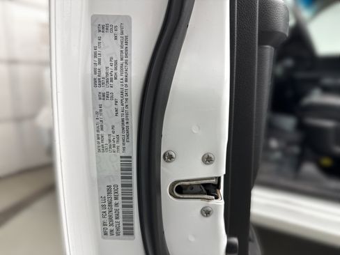 Used 2022 RAM 1500 Tradesman w/ Chrome Appearance Group image 21