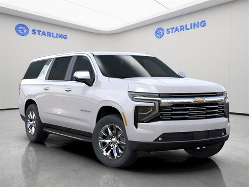 New 2025 Chevrolet Suburban Premier image 7
