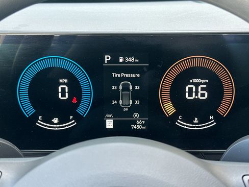 Certified 2025 Hyundai Kona SE AWD/4WD image 27