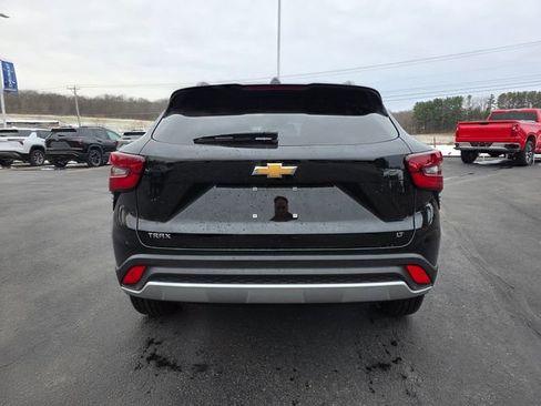 New 2026 Chevrolet Trax LT w/ LT Convenience Package image 3