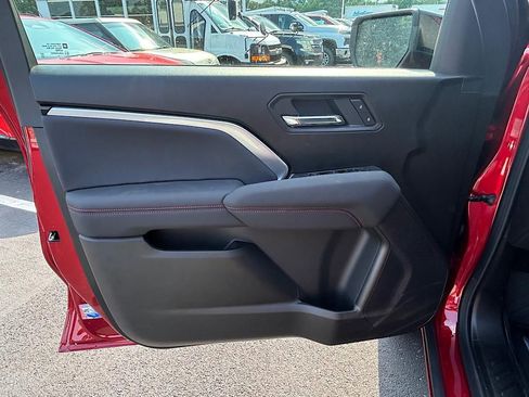 New 2026 Chevrolet Colorado Z71 image 14