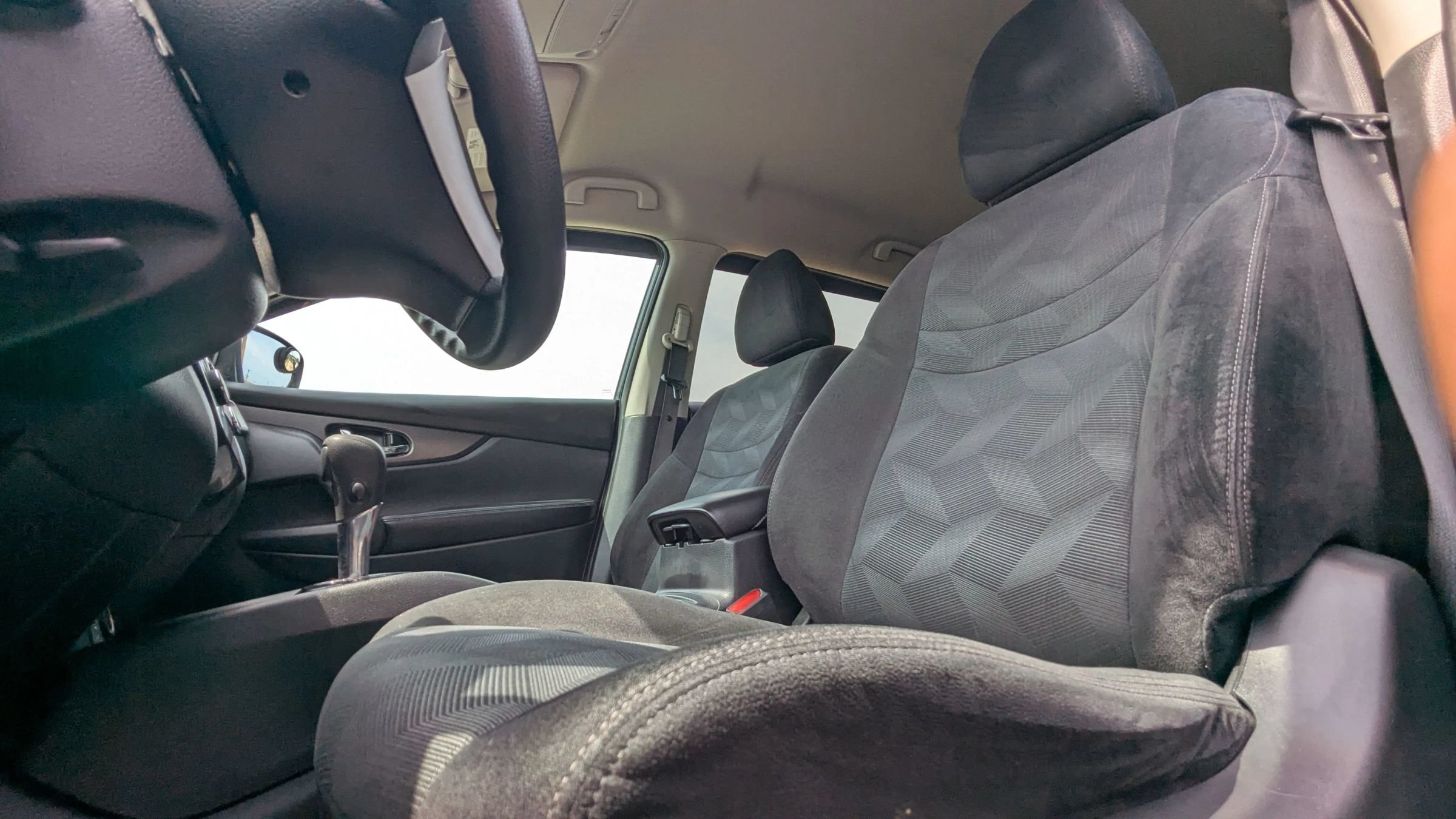 Used 2016 Nissan Rogue S AWD/4WD image 9