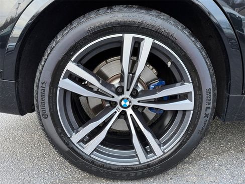 Certified 2023 BMW X7 xDrive40i w/ Executive Package image 17