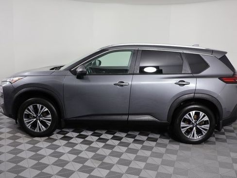 Used 2023 Nissan Rogue SV w/ SV Premium B Package image 5