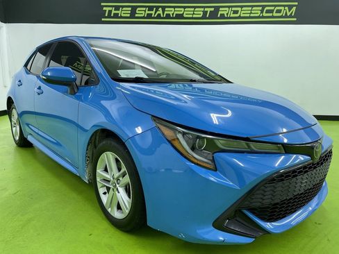 Used 2019 Toyota Corolla SE image 2