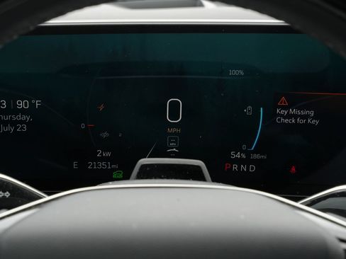 Certified 2024 Cadillac Lyriq Luxury AWD/4WD image 12