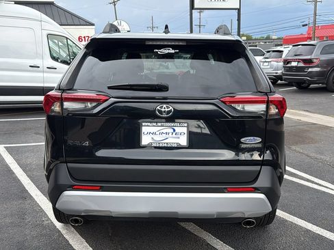 Used 2022 Toyota RAV4 Adventure AWD/4WD image 4
