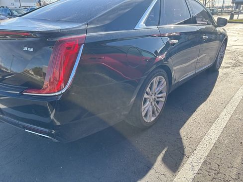 Used 2018 Cadillac XTS Luxury image 5