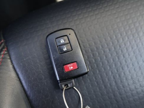 Used 2018 Toyota Tacoma TRD Pro image 52