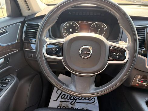 Used 2016 Volvo XC90 T6 Momentum w/ Momentum Plus Package AWD/4WD image 20