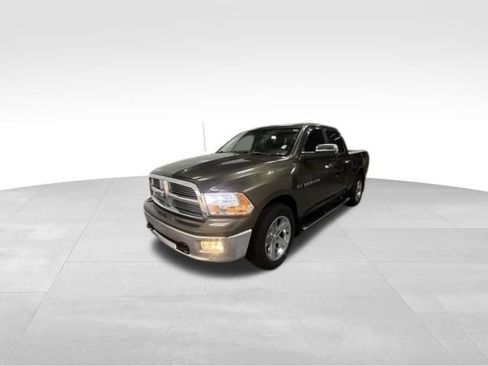Used 2012 RAM 1500 Classic SLT w/ Technology Group AWD/4WD image 2