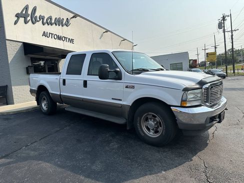 Used 2003 Ford F250 Lariat RWD image 4