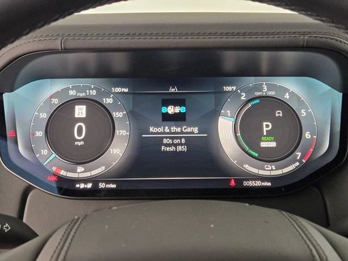 Used 2025 Land Rover Range Rover SE AWD/4WD image 27