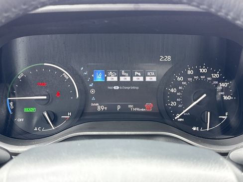 Used 2025 Toyota Sienna XLE FWD image 23