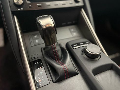 Used 2018 Lexus IS 300 F Sport image 30