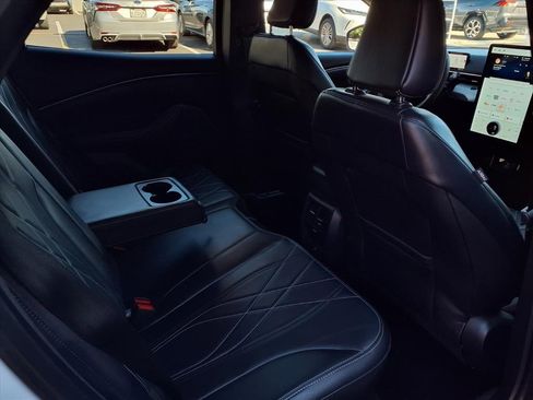 Used 2023 Ford Mustang Mach-E Select image 21