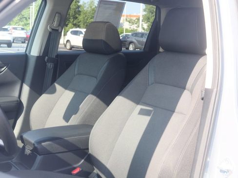 Used 2023 Honda CR-V EX image 16