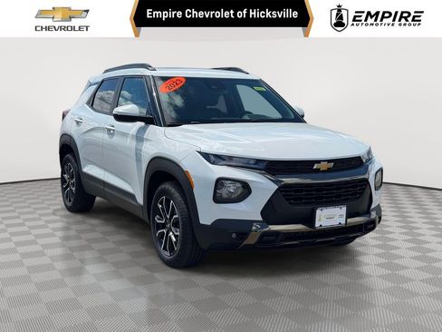 Used 2023 Chevrolet TrailBlazer ACTIV w/ Sun and Liftgate Package AWD/4WD image 1