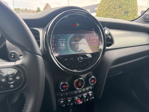 Used 2024 MINI Cooper S image 11