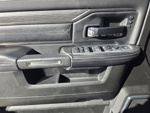 Used 2022 RAM 2500 Limited image 27