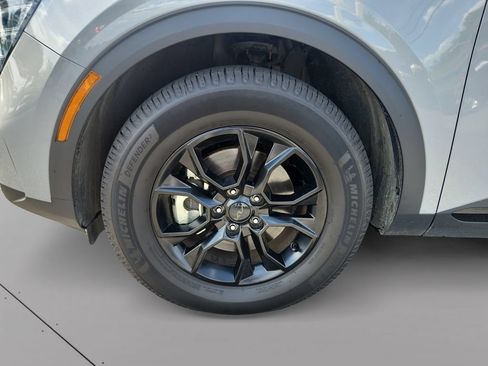 Certified 2025 Kia Sportage X-Pro AWD/4WD image 9