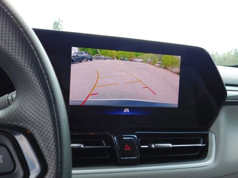 Used 2025 Chevrolet TrailBlazer LT FWD image 14