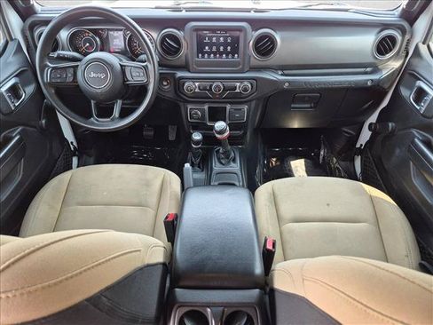 Used 2021 Jeep Wrangler Unlimited Sport AWD/4WD image 18