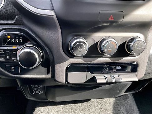 Used 2022 RAM 1500 Big Horn AWD/4WD image 15