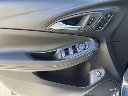 New 2026 Buick Encore GX Avenir w/ Avenir Technology Package image 14