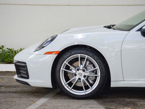 Used 2021 Porsche 911 Carrera image 8